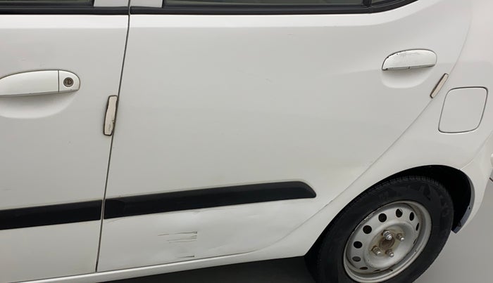 2014 Hyundai i10 MAGNA 1.1, CNG, Manual, 76,822 km, Rear left door - Minor scratches