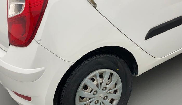 2014 Hyundai i10 MAGNA 1.1, CNG, Manual, 76,822 km, Right quarter panel - Slightly dented