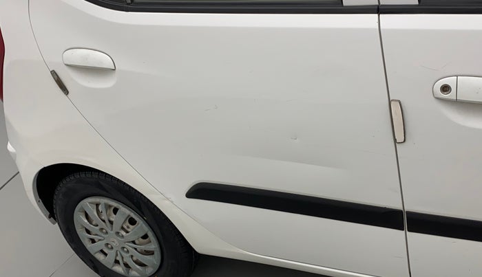 2014 Hyundai i10 MAGNA 1.1, CNG, Manual, 76,822 km, Right rear door - Slightly rusted