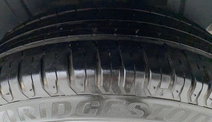 2019 Maruti Ertiga VXI SHVS, Petrol, Manual, 13,964 km, Left Rear Tyre Tread