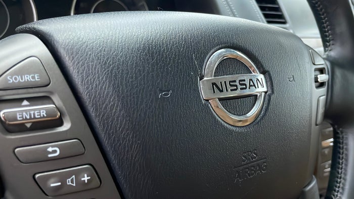 NISSAN PATROL-Steering Wheel Trim Scratch
