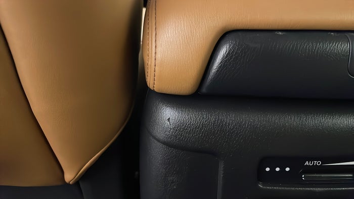 NISSAN PATROL-Centre Console Trim Scratch