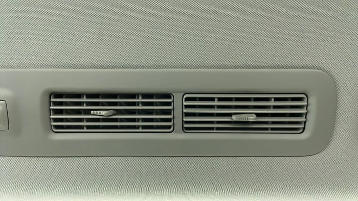 NISSAN PATROL-Rear AC Vents
