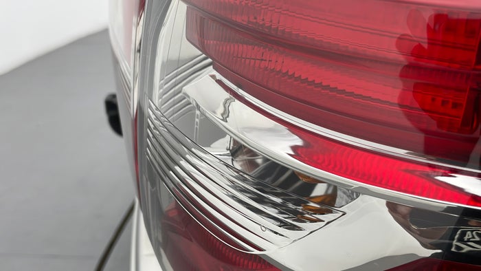 NISSAN PATROL-Tail Light RHS Scratched