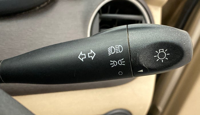 2010 Hyundai i10 MAGNA 1.1 IRDE2, Petrol, Manual, 71,242 km, Combination switch - Turn Indicator not functional