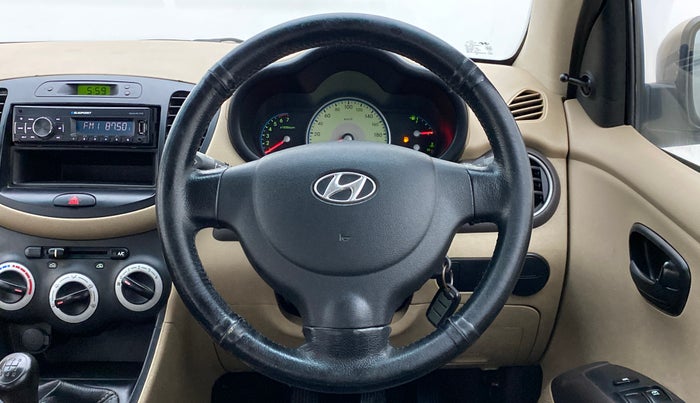 2010 Hyundai i10 MAGNA 1.1 IRDE2, Petrol, Manual, 71,242 km, Steering Wheel Close Up