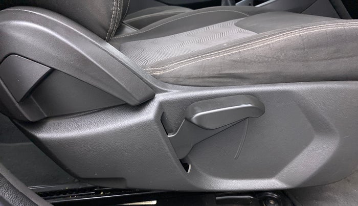 2016 Ford New Figo 1.5 TITANIUM +, Diesel, Manual, 91,562 km, Driver Side Adjustment Panel