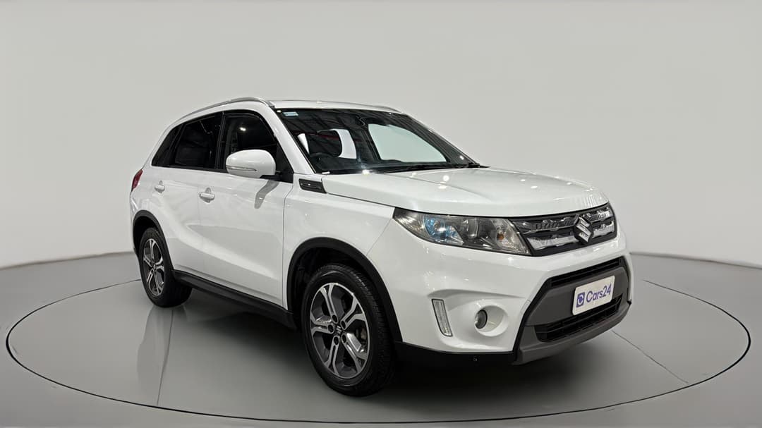 2016 Suzuki Vitara Rt-X (4WD), Automatic, 111945 km, Right Front Diagonal (45- Degree) View