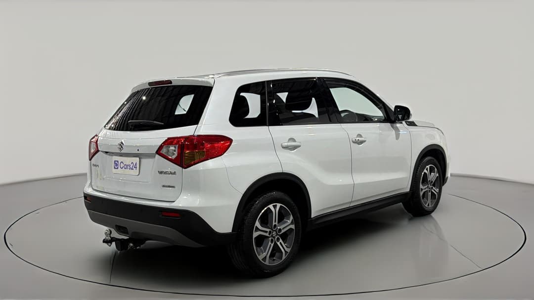 2016 Suzuki Vitara Rt-X (4WD), Automatic, 111945 km, Right Back Diagonal (45- Degree) View
