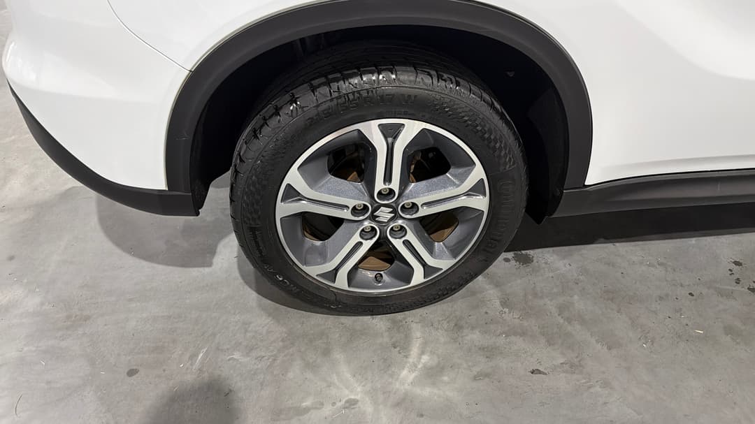 2016 Suzuki Vitara Rt-X (4WD), Automatic, 111945 km, Right Rear Wheel