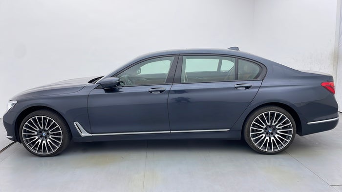 BMW 7 SERIES-Left Side View