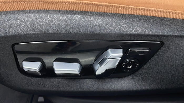 BMW 7 SERIES-Driver Side Adjustment Panel