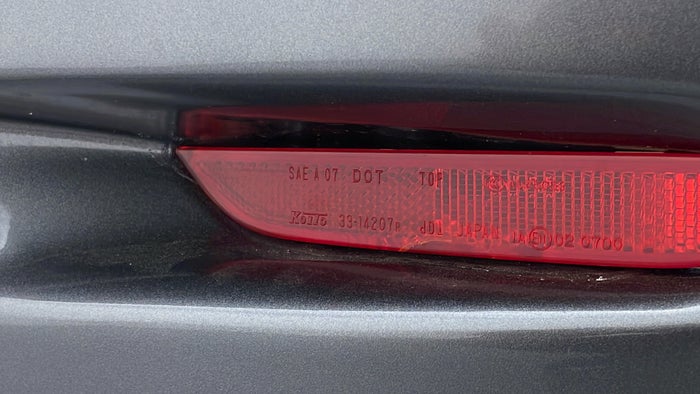 Nissan Pathfinder-Rear Reflector RHS Rear Broken