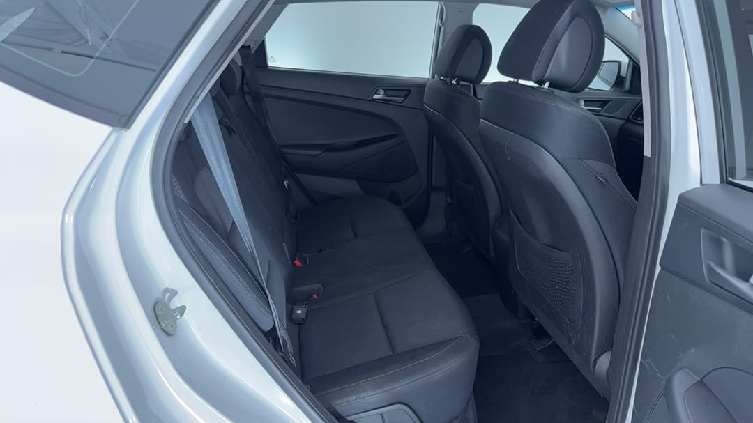 2017 Hyundai Tucson Active (FWD), Automatic, 71805 km, Right Side Rear Door Cabin View