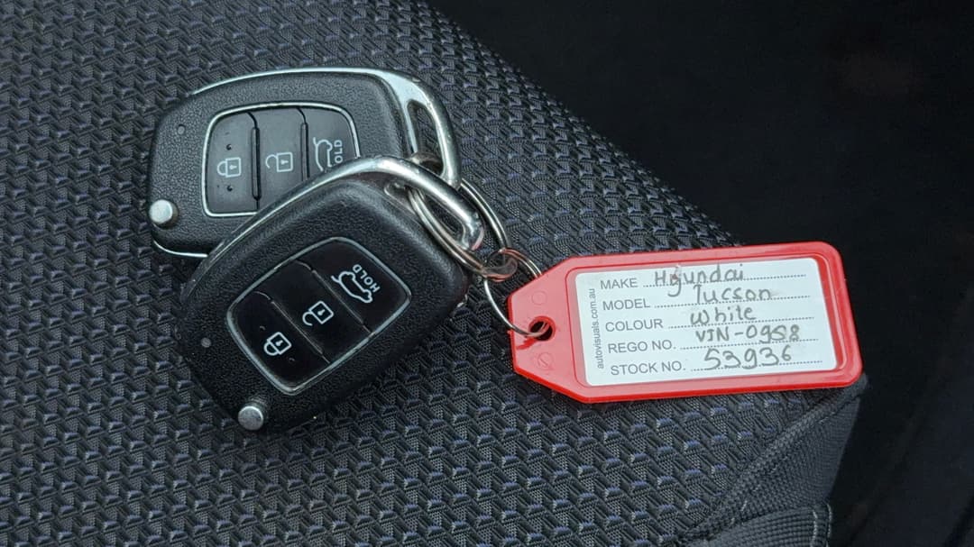 2017 Hyundai Tucson Active (FWD), Automatic, 71805 km, Key Close-up