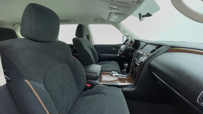 NISSAN PATROL-Right Side Front Door Cabin View