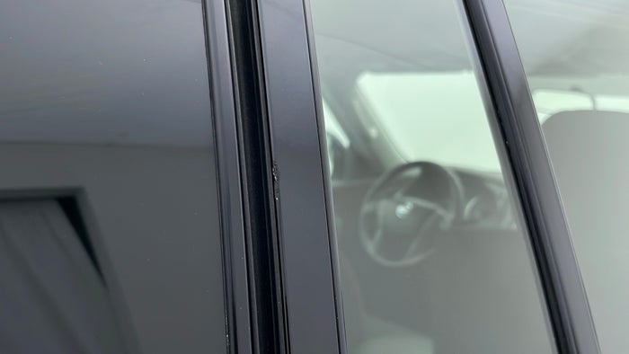 NISSAN PATROL-Door Exterior RHS Rear Scratch