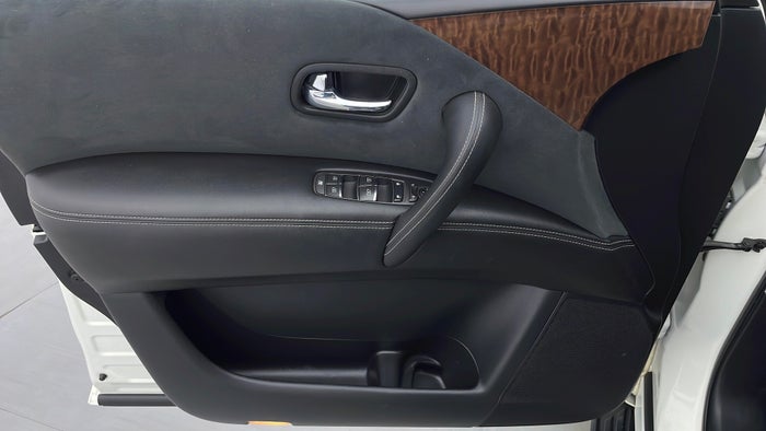 NISSAN PATROL-Driver Side Door Panels Controls