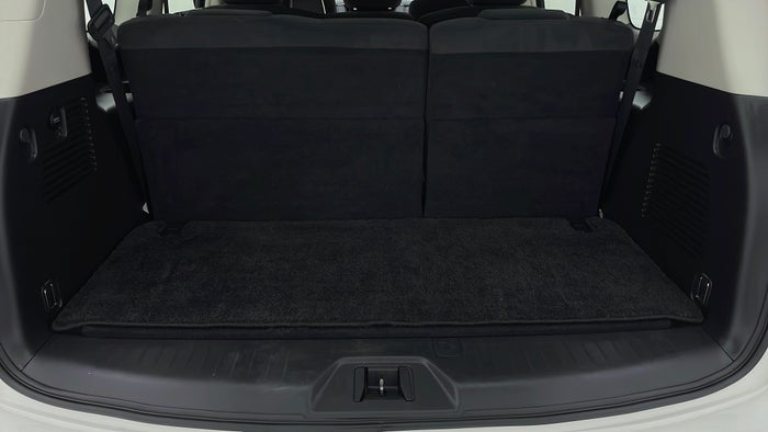 NISSAN PATROL-Boot Inside View