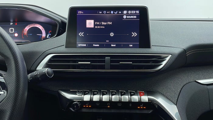 PEUGEOT 3008-Center Console