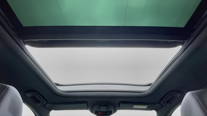 PEUGEOT 3008-Interior Sunroof/Moonroof