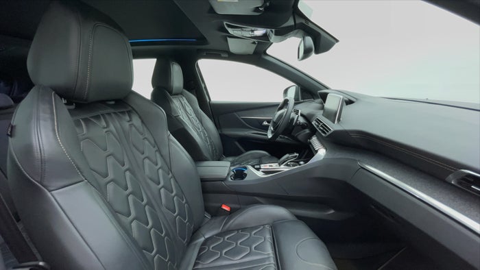 PEUGEOT 3008-Right Side Front Door Cabin View