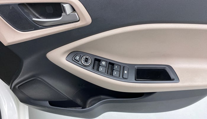 2018 Hyundai Elite i20 SPORTZ 1.2, Petrol, Manual, 16,639 km, Driver Side Door Panels Control