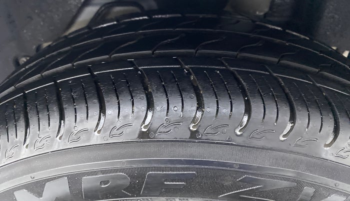 2019 Ford New Figo 1.2 TITANIUM, Petrol, Manual, 13,881 km, Left Rear Tyre Tread