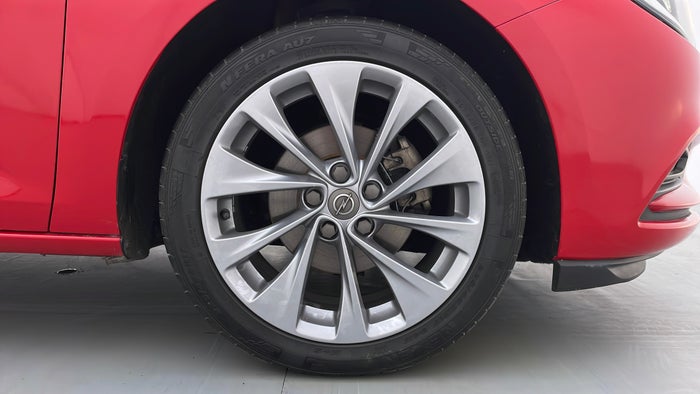 OPEL ASTRA-Right Front Tyre
