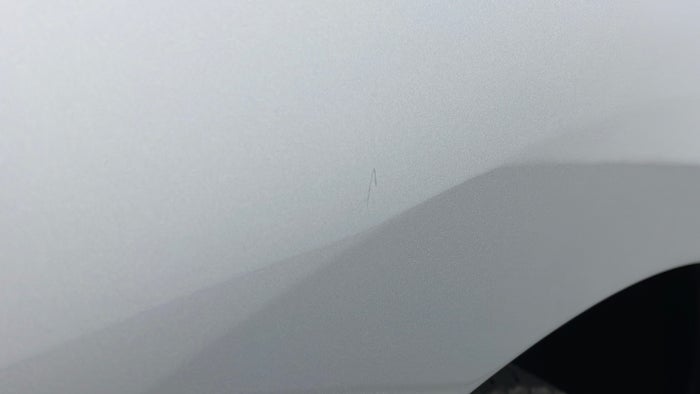NISSAN PATROL-Quarter Panel LHS Scratch