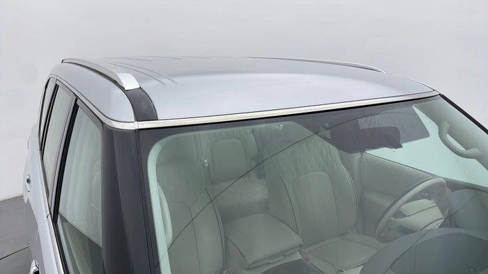 NISSAN PATROL-Roof/Sunroof View