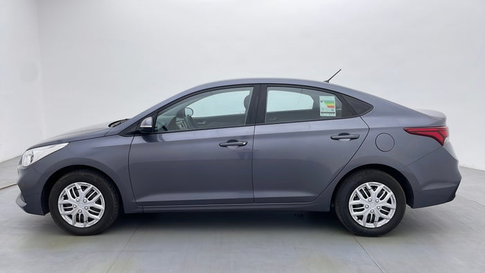 HYUNDAI ACCENT-Left Side View