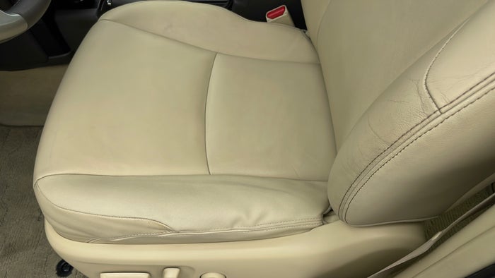 TOYOTA PRADO-Seat LHS Front Scratch
