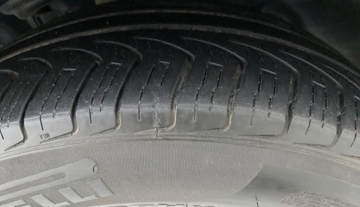 2018 Jeep Compass 2.0 LONGITUDE (O), Diesel, Manual, 81,804 km, Left Rear Tyre Tread
