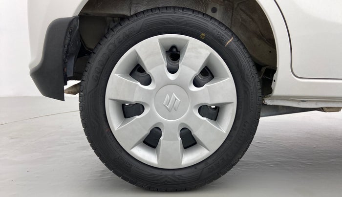 2015 Maruti Alto K10 VXI P, Petrol, Manual, Right Rear Wheel