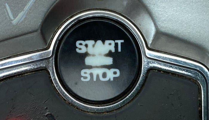 2014 Jaguar XF 3.0 S V6, Diesel, Automatic, 31,523 km, Keyless Start/ Stop Button