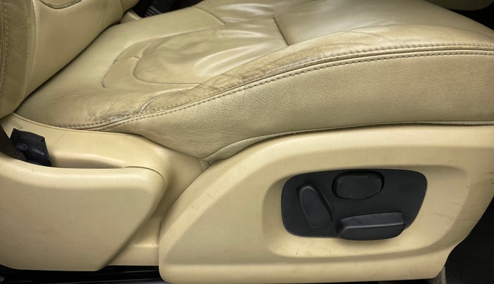 2014 Jaguar XF 3.0 S V6, Diesel, Automatic, 31,523 km, Driver Side Adjustment Panel