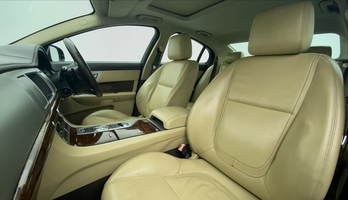 2014 Jaguar XF 3.0 S V6, Diesel, Automatic, 31,523 km, Right Side Front Door Cabin