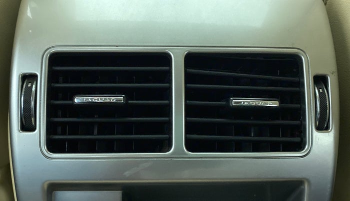 2014 Jaguar XF 3.0 S V6, Diesel, Automatic, 31,523 km, Rear AC Vents