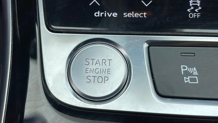 AUDI A8-Key-less Button Start