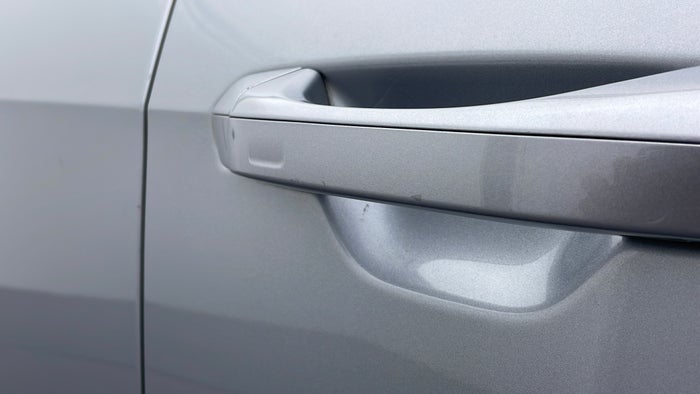 AUDI A8-Door Handles RHS Front Scratch