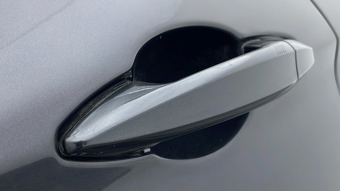 BMW X5-Door Handles LHS Rear Scratch