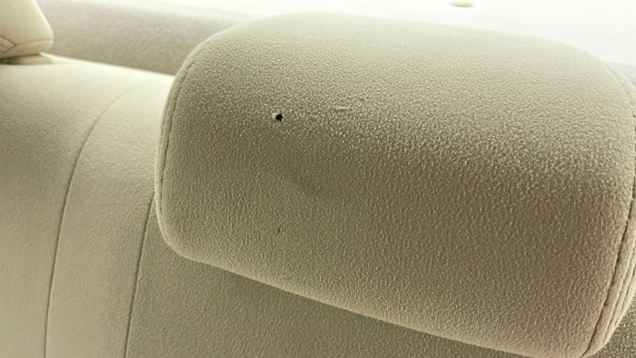 TOYOTA YARIS-Seat 2nd row RHS Cover Torn