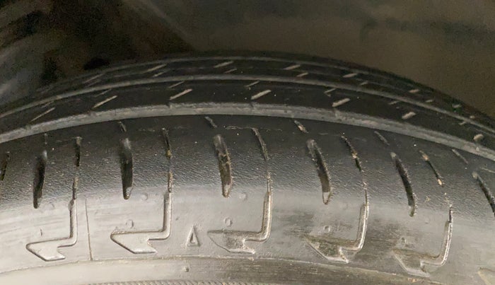 2020 Maruti IGNIS ZETA 1.2, Petrol, Manual, 30,628 km, Right Front Tyre Tread