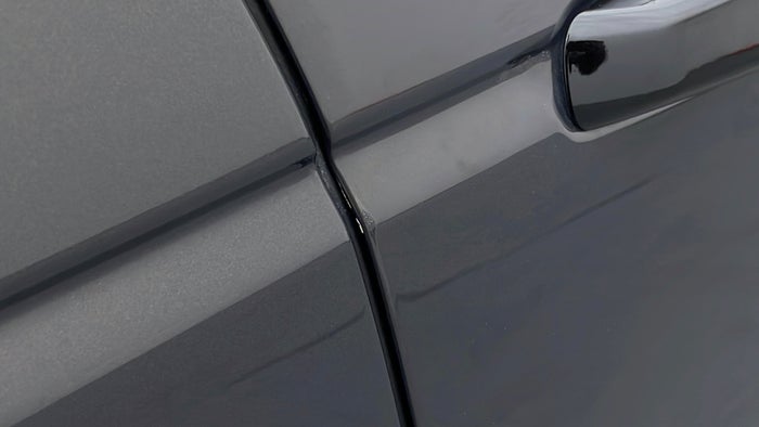 LAND ROVER RANGE ROVER SPORT-Door Exterior RHS Front Scratch