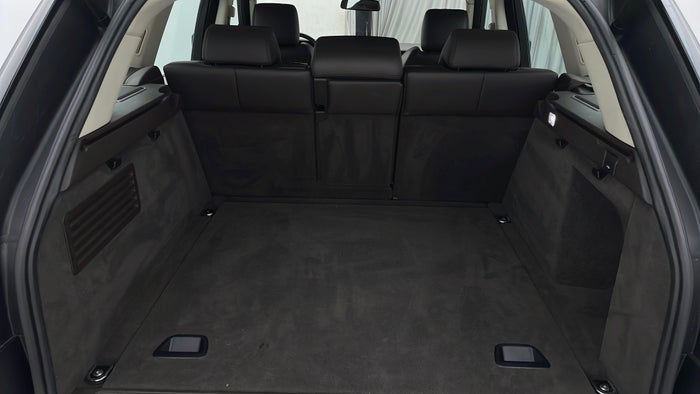 LAND ROVER RANGE ROVER SPORT-Dicky /Boot Door Parcel tray Missing