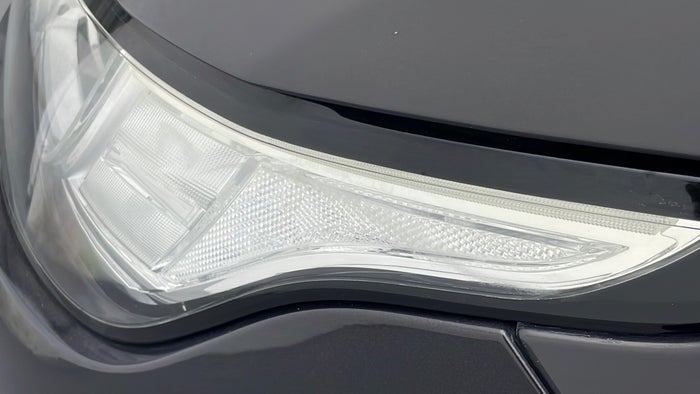 LAND ROVER RANGE ROVER SPORT-Head Light LHS Fading