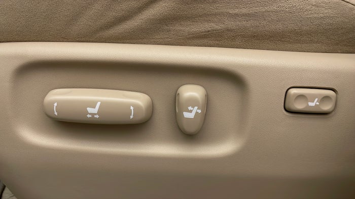 TOYOTA LAND CRUISER-Driver Side Adjustment Panel