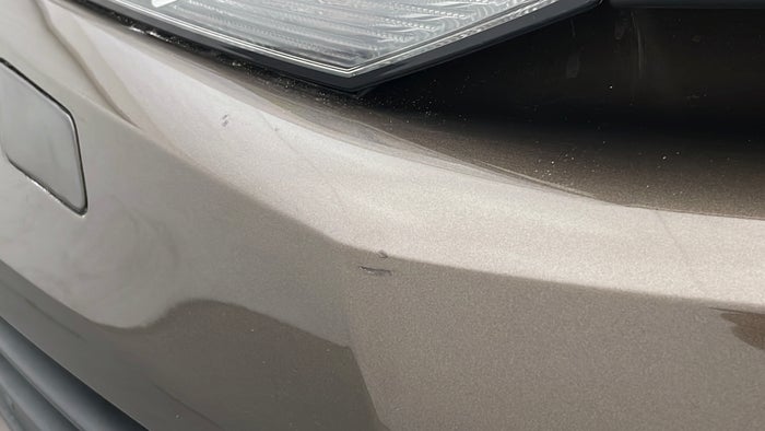 VOLKSWAGEN TOUAREG-Bumper Front Scratch