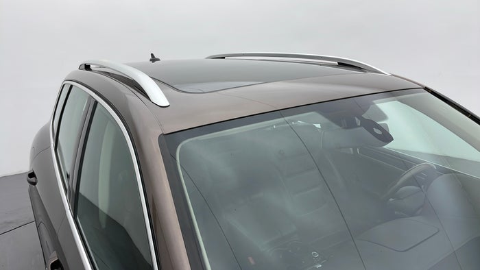 VOLKSWAGEN TOUAREG-Roof/Sunroof View